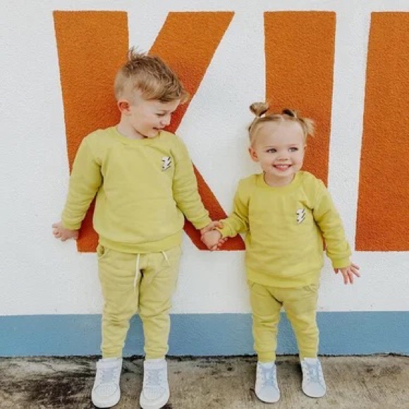 Never worn ⚡️BIZZ X SISS Bolt Crewneck Sweatshirt, Muted Lime - Picture 2 of 4